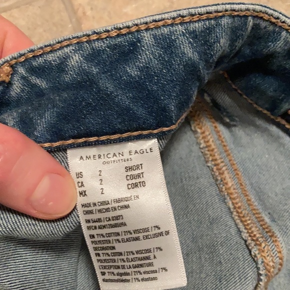 AE super high-rise flare Jean- Size 2 short - Picture 6 of 6